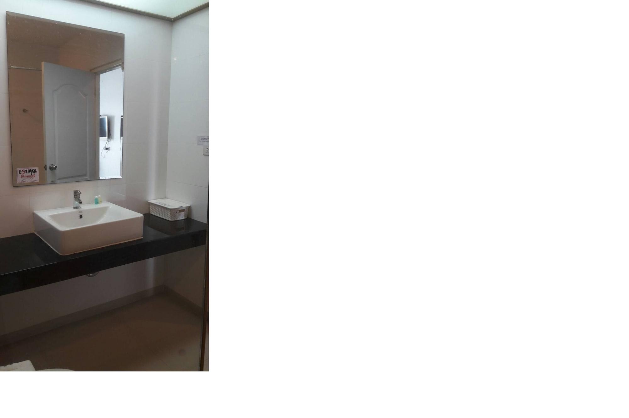 U Place Korat Nakhonratchasima Dış mekan fotoğraf